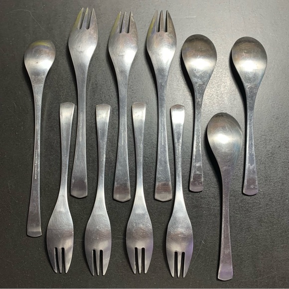 Supreme Cutlery Towle TWS61 Satin Stainless Japan Mid Century MCM Sleek Modern - Picture 6 of 8